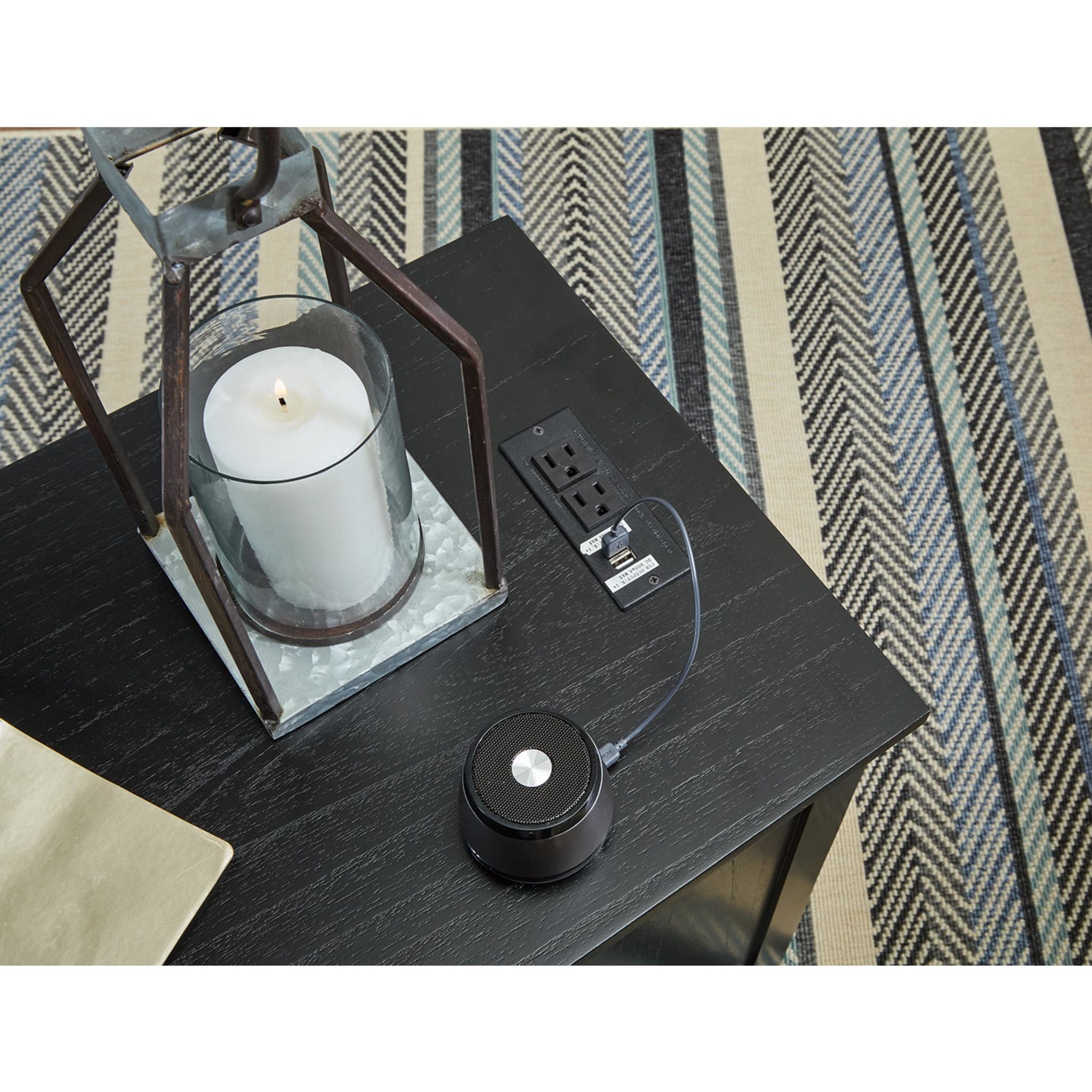 Table d'appoint Treytown Chair