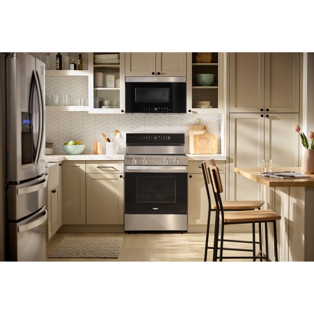 Cuisinière électrique Whirlpool 30 po (YWFES7030SZ) - Acier inoxydable résistant aux traces de doigts